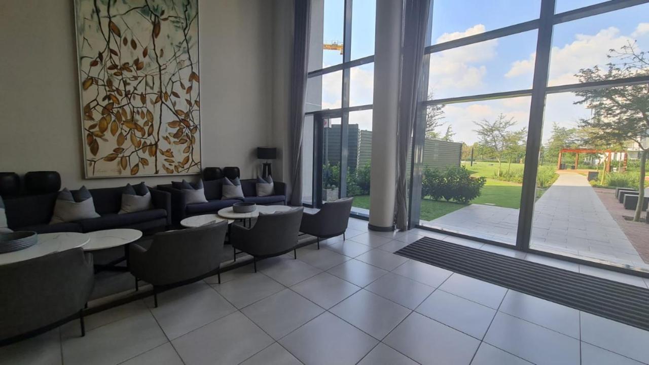 519 Menlyn Maine Trilogy Apartment พริทอเรีย ภายนอก รูปภาพ