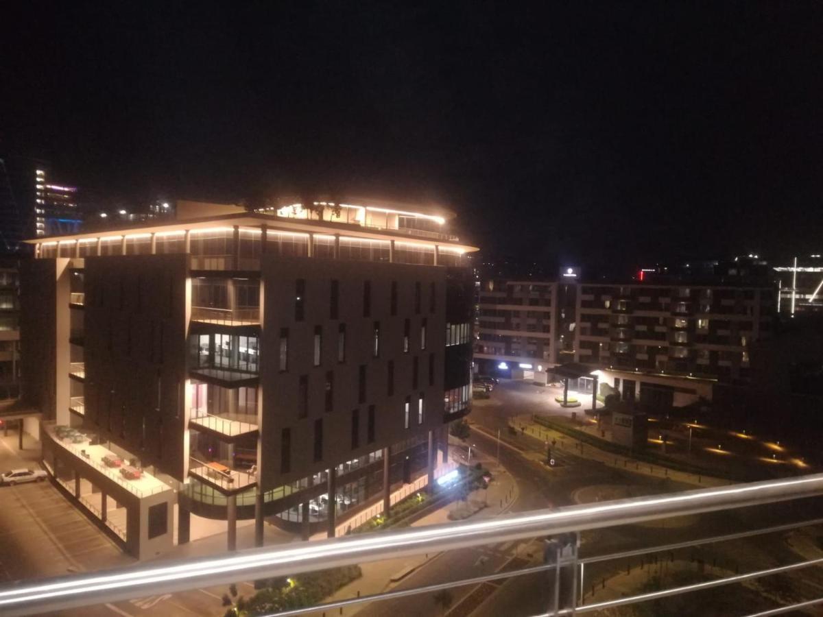 519 Menlyn Maine Trilogy Apartment พริทอเรีย ภายนอก รูปภาพ